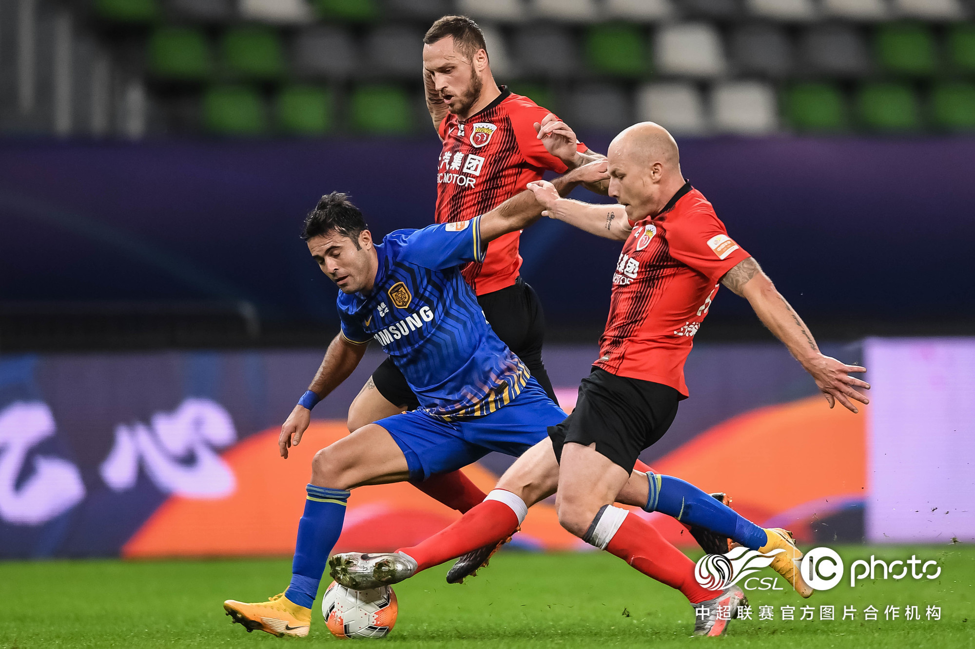 ysbSPORTS-苏宁易购客场战平上海申鑫,保持不败-第2张图片-易胜博体育 ysbSPORTS-苏宁易购客场战平上海申鑫,保持不败-第2张图片-易胜博体育