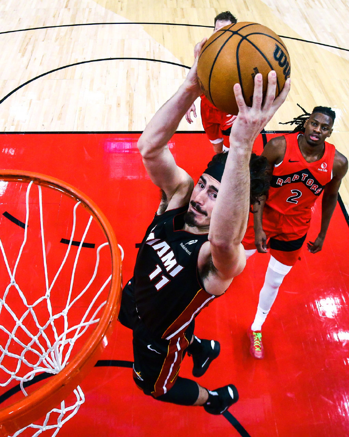 易胜博体育-猛龙客场大胜热火,主教练战术临场调整成功-第1张图片-易胜博体育 易胜博体育-猛龙客场大胜热火,主教练战术临场调整成功-第1张图片-易胜博体育