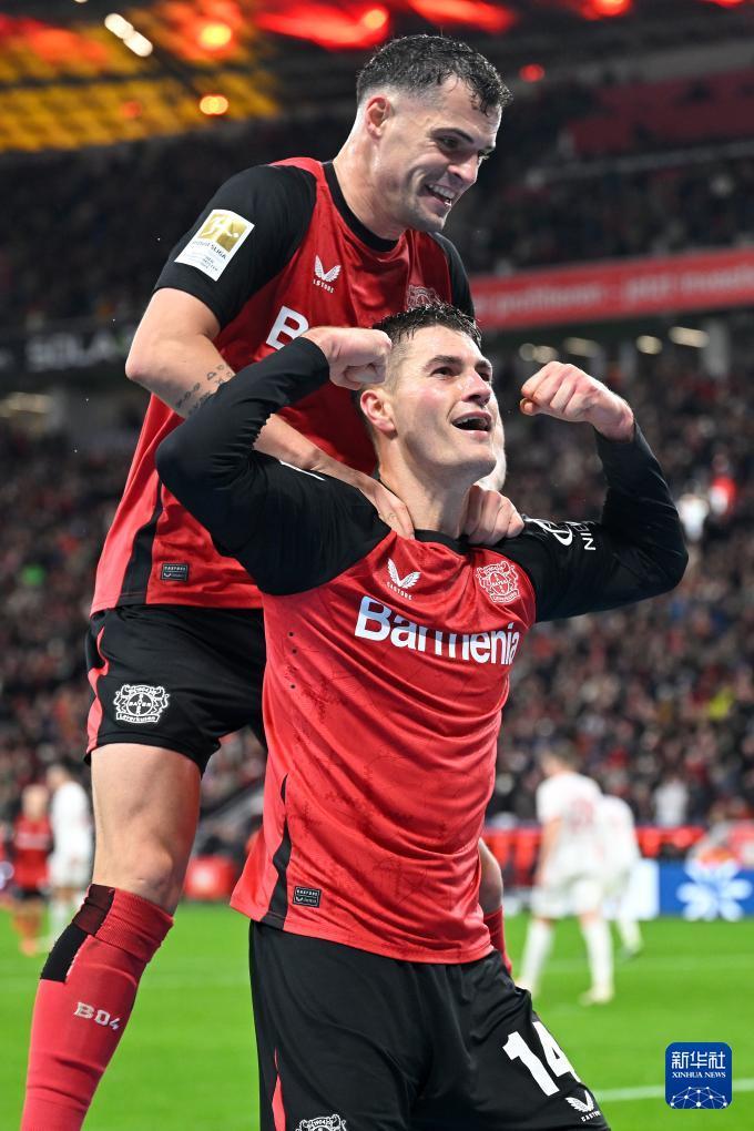 易胜博体育-升班马弗赖堡逆袭!暂时领跑德国足球联赛-第1张图片-易胜博体育 易胜博体育-升班马弗赖堡逆袭!暂时领跑德国足球联赛-第1张图片-易胜博体育