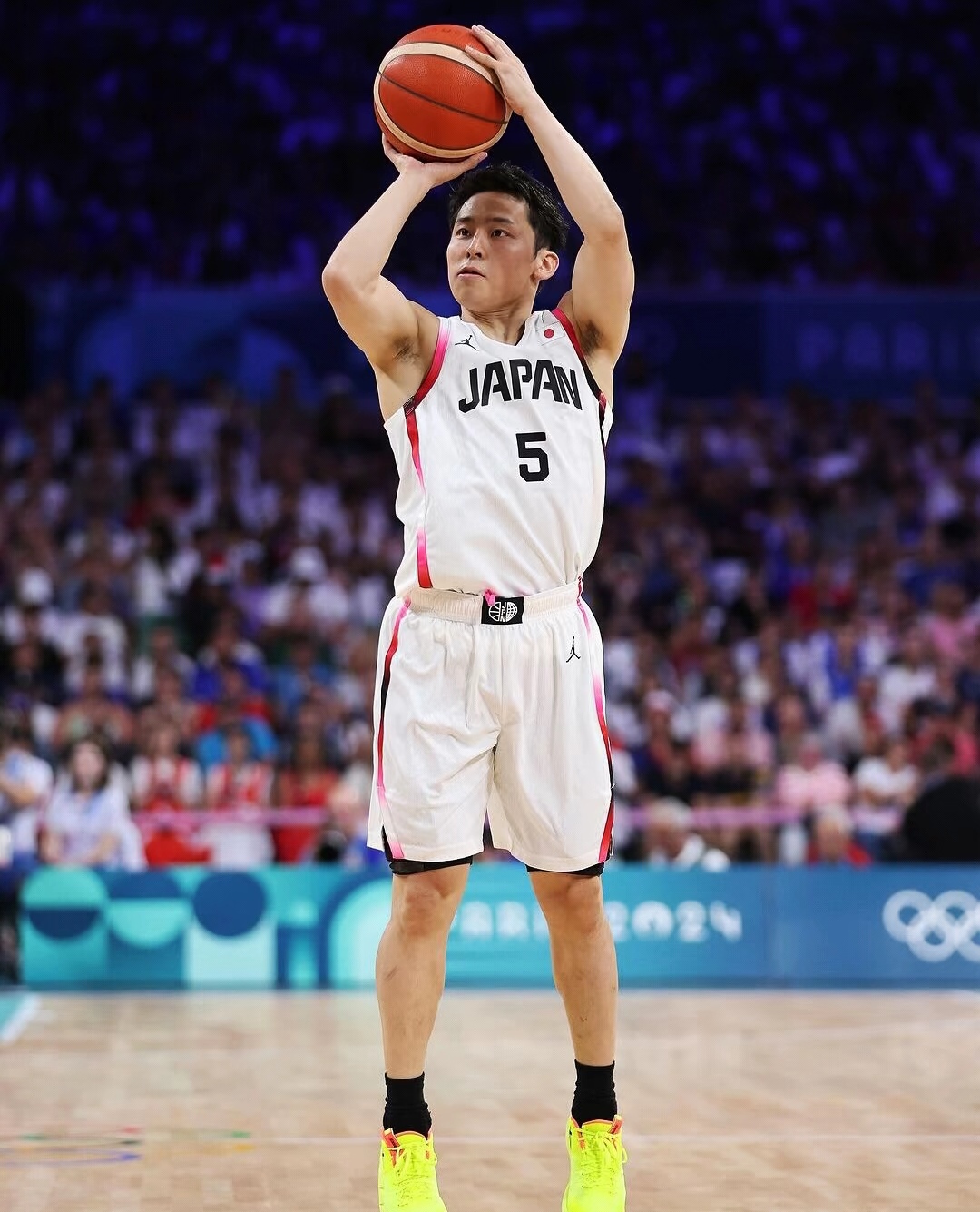 ysbSPORTS-篮球比赛中球员个人演绎神勇-第1张图片-易胜博体育 ysbSPORTS-篮球比赛中球员个人演绎神勇-第1张图片-易胜博体育